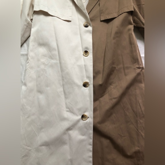 AKIRA TWO TONE FALL SEASON TRENCH COAT SIZE: XL - Picture 3 of 12